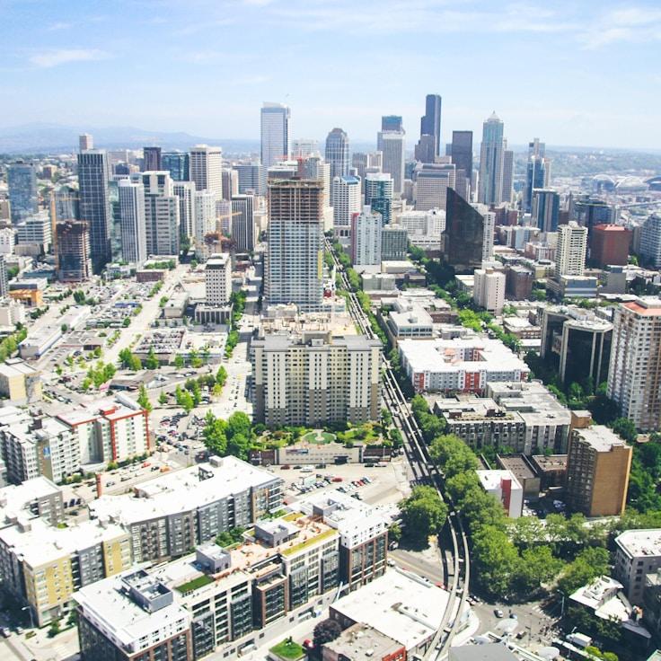 Parents evaluating schools in United Kingdom